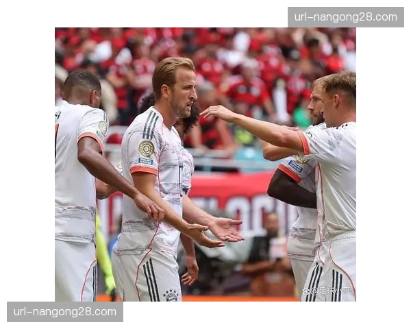 从更衣室到发布会：解析拜仁赛后罕见的集体疲惫信号